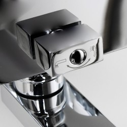 Смеситель для ванны WasserKRAFT Alme 1502L универсальный