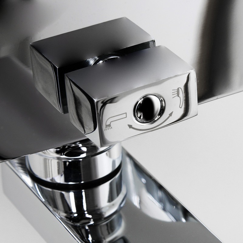 Смеситель для ванны WasserKRAFT Alme 1502L универсальный